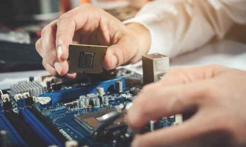 Why Local Computer Repair Shops Are Better Than Big Brands